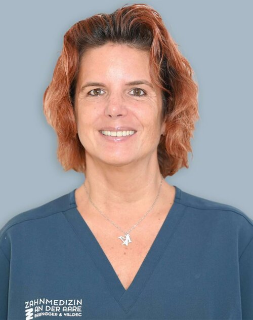 Portrait von Dentalassistentin Karin Krapf
