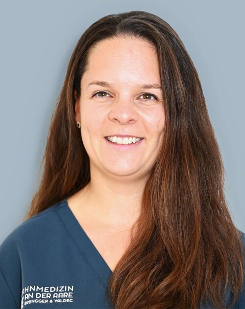 Portrait von Prophylaxeassistentin Andrea Schmidli