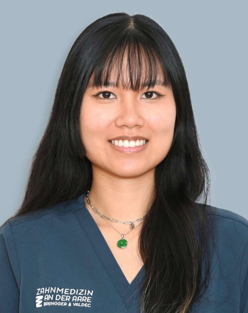Portrait von Zahnärztin Evelyn Taing